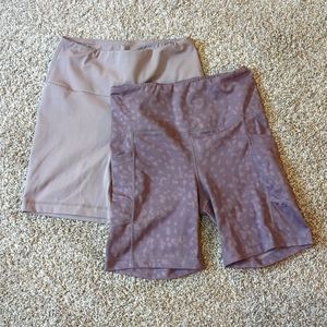 Yogalicious Lux 2-pack biker shorts Sz M